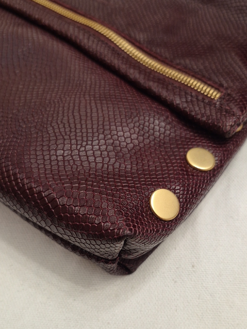 Rare Hammitt VIP Medium Bag Red Wine Burgundy Snake Brushed Gold Hardware - Picture 7 of 16